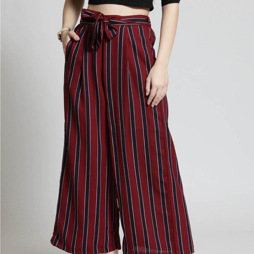 Maroon flared palazzo pants - Picture 4 of 10
